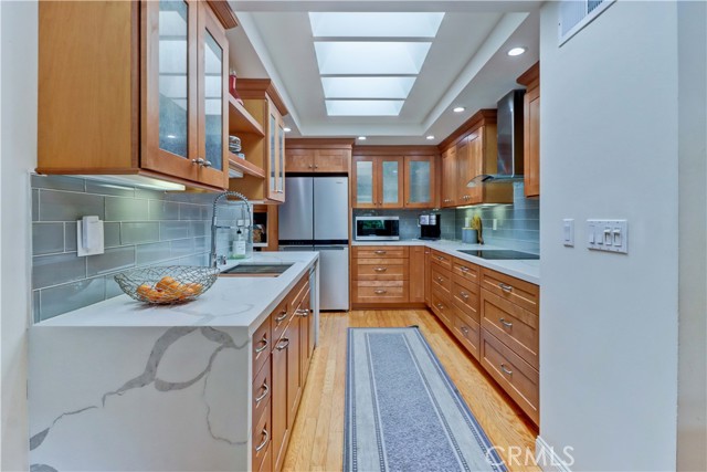 Image 17 of 45 For 3521 Bahia Blanca  C