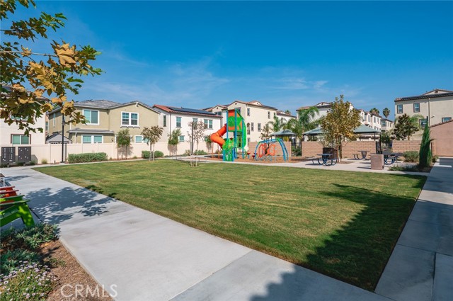 Detail Gallery Image 35 of 41 For 123 Colorado, Pomona,  CA 91766 - 4 Beds | 3 Baths