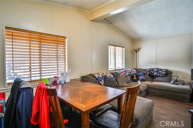 Detail Gallery Image 11 of 38 For 1045 N Azusa Ave #26,  Covina,  CA 91722 - 3 Beds | 2 Baths