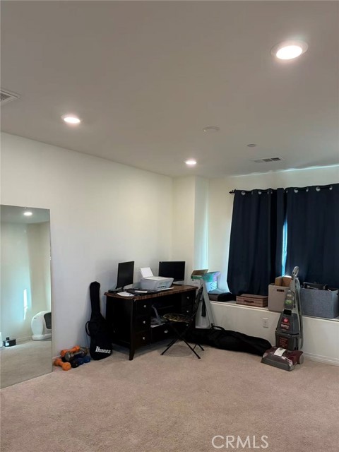 Detail Gallery Image 5 of 7 For 13223 Stanton, Rancho Cucamonga,  CA 91739 - 5 Beds | 3 Baths