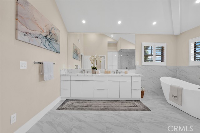 2122 S 3rd Avenue, Arcadia CA: https://media.crmls.org/medias/70a8f69b-1ec0-4660-9e7a-de3a0826d345.jpg