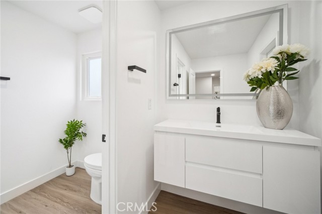 19040 Celtic Street, Porter Ranch CA: https://media.crmls.org/medias/70a9ec14-7b14-4246-bd66-16c215e3f00b.jpg