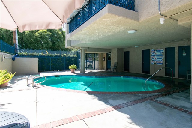 14560 Clark Street, Sherman Oaks CA: https://media.crmls.org/medias/70a9f2fc-02a5-473d-801a-3acdef898191.jpg