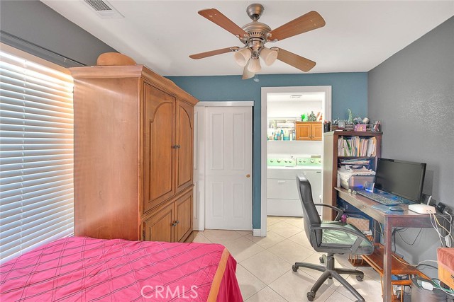 25664 Lola Court, Menifee CA: https://media.crmls.org/medias/70aa534c-97b8-4924-8780-3af395cce953.jpg
