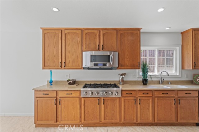 Detail Gallery Image 19 of 59 For 1736 Outpost Dr, Corona,  CA 92882 - 4 Beds | 2 Baths