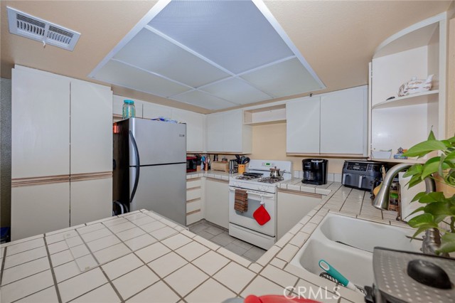 Detail Gallery Image 9 of 20 For 43195 Andrade Ave #L,  Hemet,  CA 92544 - 2 Beds | 2 Baths