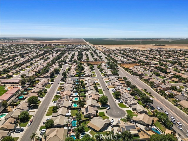 12200 Verdelho Avenue, Bakersfield CA: https://media.crmls.org/medias/70acfdaf-c4e8-4c82-9355-2c9b93645570.jpg