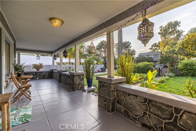 790 N El Molino, Pasadena CA: https://media.crmls.org/medias/70ad2187-dd2e-4573-bdb1-d29b27bc0eb6.jpg