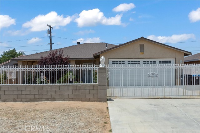 Detail Gallery Image 3 of 30 For 21025 Orchid Dr, California City,  CA 93505 - 3 Beds | 2 Baths