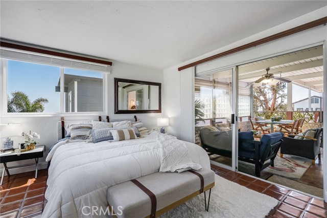 Detail Gallery Image 17 of 33 For 1080 Noria St, Laguna Beach,  CA 92651 - 3 Beds | 2 Baths