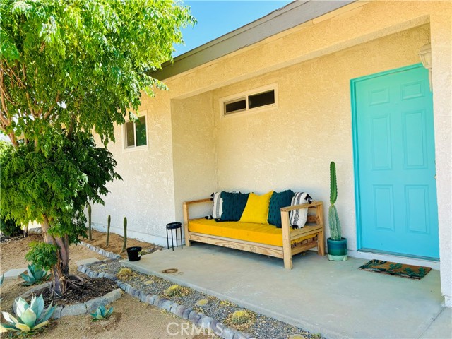 Detail Gallery Image 4 of 20 For 58207 Campanula St, Yucca Valley,  CA 92284 - 3 Beds | 2 Baths