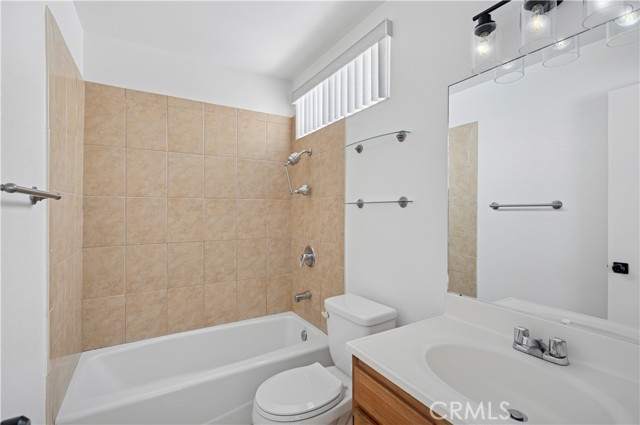 Detail Gallery Image 11 of 18 For 705 Orchid Ave, Corona Del Mar,  CA 92625 - 3 Beds | 3 Baths