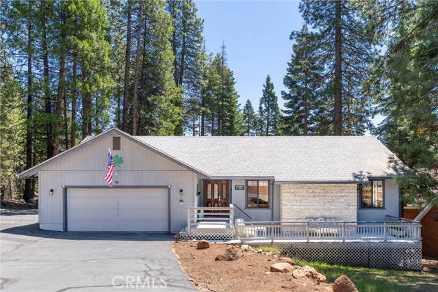 Detail Gallery Image 2 of 70 For 720 E Mountain Ridge Rd, Lake Almanor,  CA 96137 - 3 Beds | 3 Baths