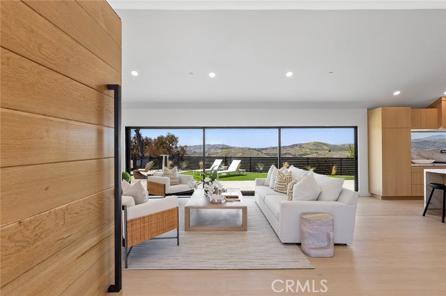 Detail Gallery Image 6 of 74 For 820 Calle Mendoza, San Clemente,  CA 92672 - 4 Beds | 3 Baths