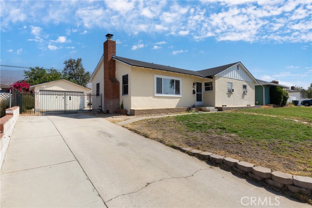 Detail Gallery Image 4 of 28 For 526 Sonora St, San Bernardino,  CA 92404 - 3 Beds | 2 Baths