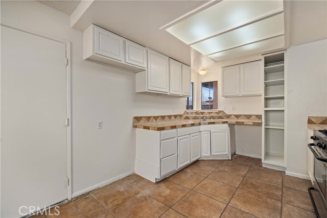 Detail Gallery Image 11 of 24 For 37213 Sabal Ave, Palmdale,  CA 93552 - 4 Beds | 2 Baths