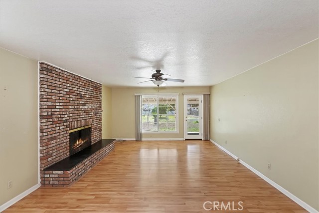 Detail Gallery Image 15 of 50 For 3826 Stansell Dr, Riverside,  CA 92501 - 4 Beds | 2 Baths