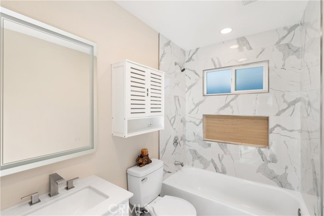 Detail Gallery Image 16 of 30 For 626 W Comstock Ave #B,  Glendora,  CA 91741 - 3 Beds | 2 Baths