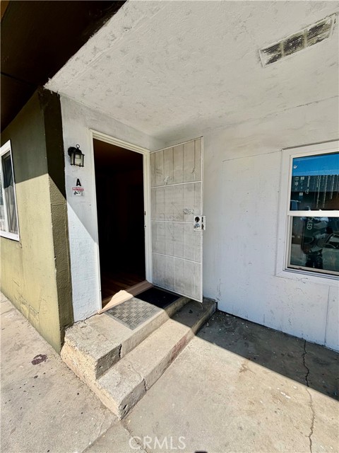 Detail Gallery Image 5 of 16 For 7229 Sterling, San Bernardino,  CA 92404 - – Beds | – Baths