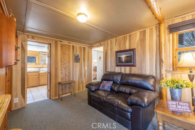 Detail Gallery Image 11 of 25 For 75 Metcalf Creek Trl, Big Bear Lake,  CA 92315 - 2 Beds | 1 Baths