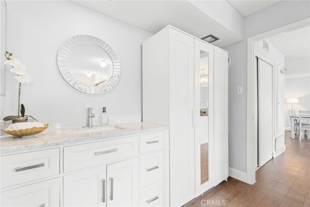 70b2b3d0 A0c8 4485 Be74 6664b1858c1b