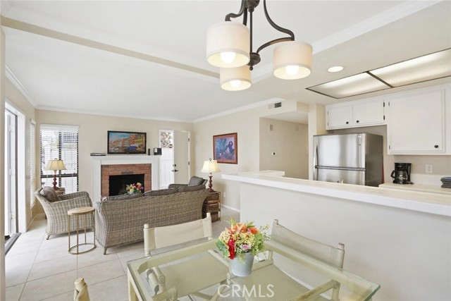 Detail Gallery Image 5 of 21 For 122 44th St, Newport Beach,  CA 92663 - – Beds | – Baths