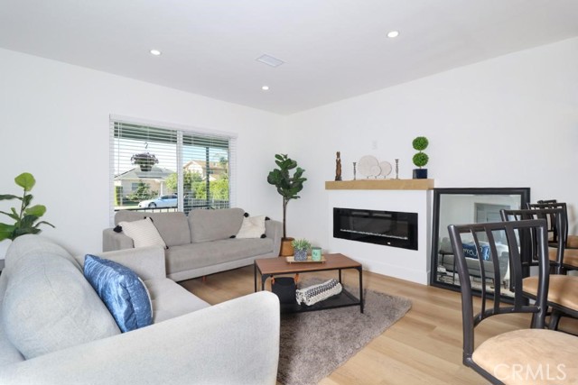 3158 W 153rd Street, Gardena CA: https://media.crmls.org/medias/70b2dbbf-2c9e-4d0c-86db-19f0b8f7ea07.jpg