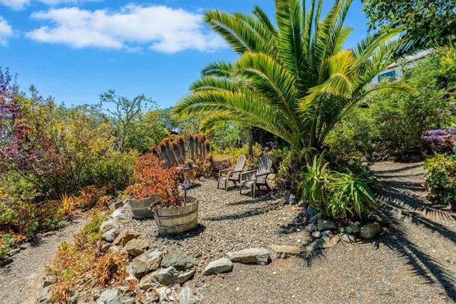 1680 Newhall Avenue, Cambria CA: https://media.crmls.org/medias/70b3d5b8-13ac-4c56-a278-89031eb3be60.jpg