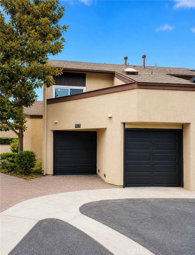 923 Hyde Court