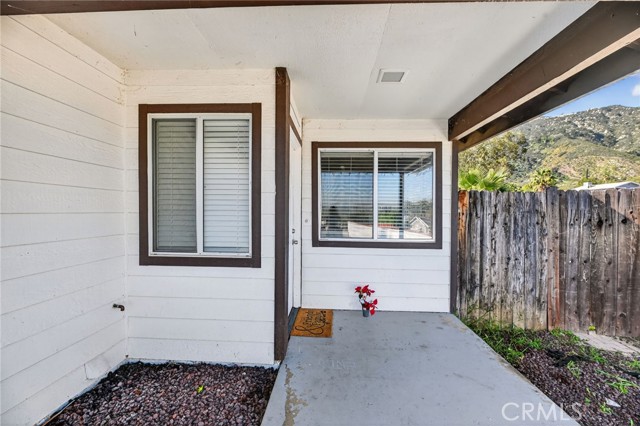 Detail Gallery Image 30 of 31 For 15505 Shadow Mountain Ln, Lake Elsinore,  CA 92530 - 3 Beds | 2 Baths