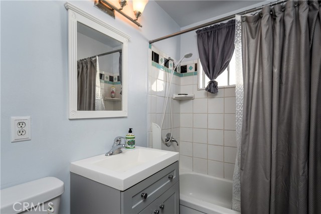 Detail Gallery Image 12 of 24 For 230 N Idaho St, La Habra,  CA 90631 - 3 Beds | 2 Baths