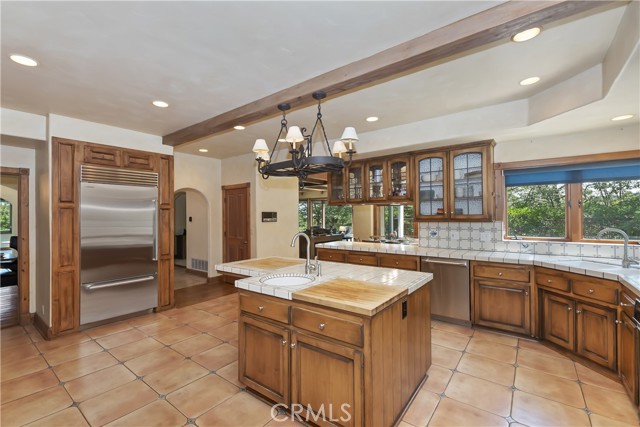 Detail Gallery Image 20 of 64 For 28324 Somerset Ln, Lake Arrowhead,  CA 92352 - 4 Beds | 4/1 Baths