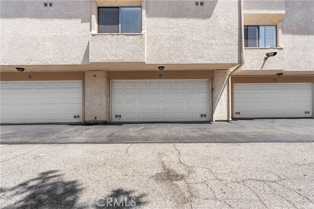 7137 Shoup Ave, 39 photo 41