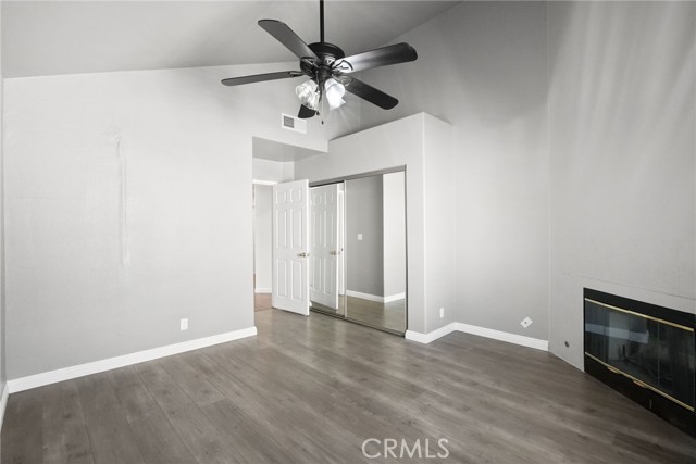 18328 Keswick Street photo 28