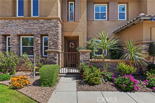 Detail Gallery Image 5 of 61 For 16658 S Peak Ct, Riverside,  CA 92503 - 4 Beds | 3/1 Baths