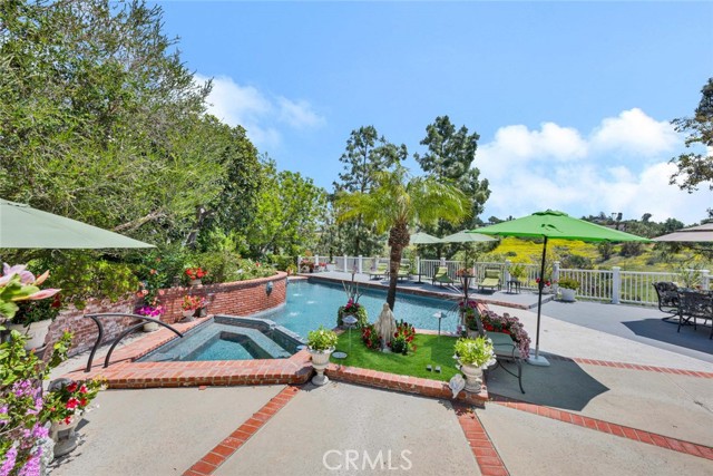 Detail Gallery Image 53 of 75 For 10302 Broadview Pl, North Tustin,  CA 92705 - 5 Beds | 4/1 Baths