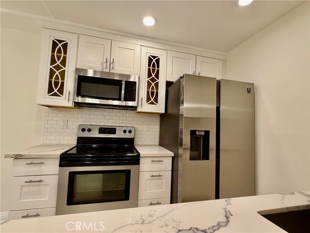 Detail Gallery Image 6 of 15 For 28947 Thousand Oaks, Agoura Hills,  CA 91301 - 2 Beds | 1 Baths