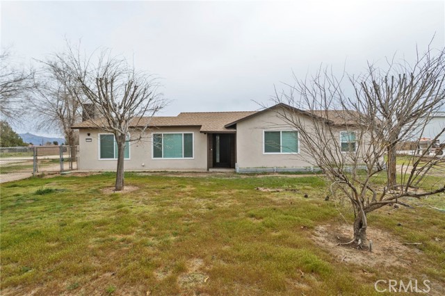 Detail Gallery Image 2 of 40 For 15591 El Centro, Hesperia,  CA 92345 - 3 Beds | 1 Baths