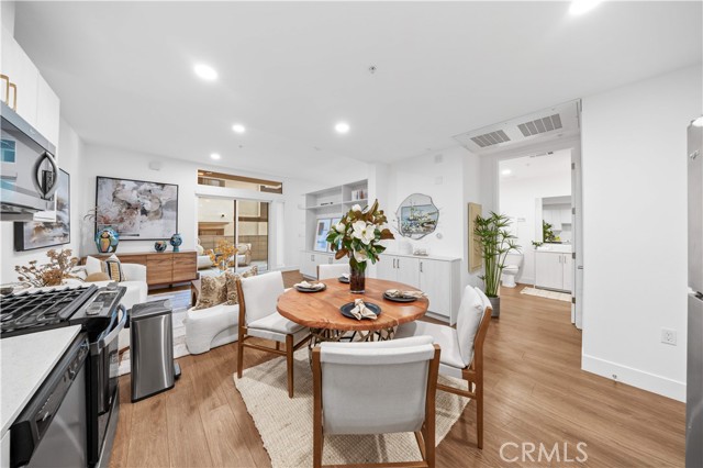 Detail Gallery Image 5 of 46 For 709 E Walnut St #222,  Pasadena,  CA 91101 - 0 Beds | 1 Baths