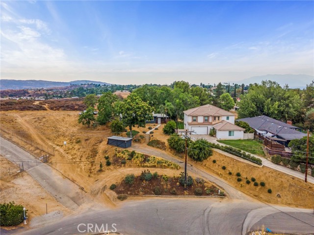 Detail Gallery Image 3 of 44 For 31727 Highview Dr, Redlands,  CA 92373 - 2 Beds | 1 Baths