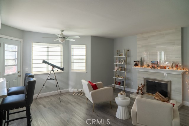 1454 Cresta, Corona CA: https://media.crmls.org/medias/70b9bfcf-005c-4206-9c79-5ed210038e9a.jpg