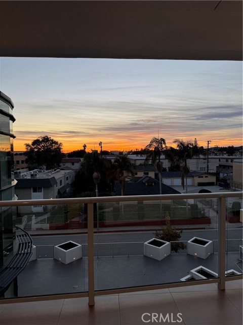 Detail Gallery Image 28 of 29 For 210 N Monterey St #407,  Alhambra,  CA 91801 - 1 Beds | 2 Baths