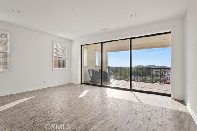 35 Manzanillo, Lake Forest CA: https://media.crmls.org/medias/70b9d4bf-28b8-410e-beab-577a25a6b3a0.jpg