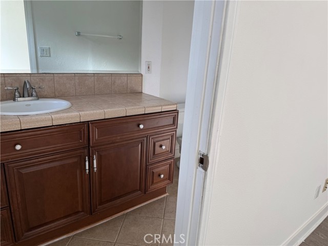 Detail Gallery Image 8 of 15 For 23056 Lanark, West Hills,  CA 91304 - 4 Beds | 3 Baths