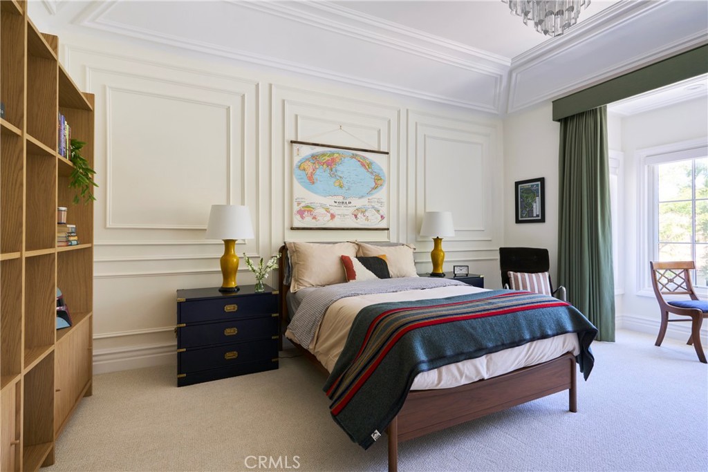 https://media.crmls.org/medias/70ba4c16-5460-42d9-b1b4-575692a1a30b.jpg?preset=X-Large