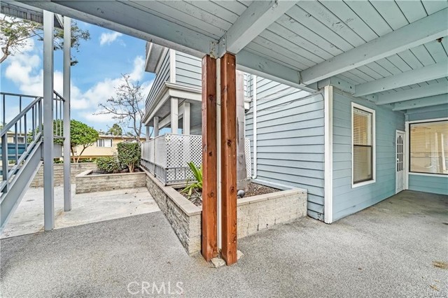 16960 Algonquin Street, Huntington Beach CA: https://media.crmls.org/medias/70ba85f8-2a04-493e-9f07-2afb489f1f78.jpg