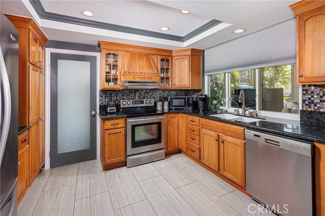 Detail Gallery Image 4 of 6 For 27222 Puerta Del Oro, Mission Viejo,  CA 92691 - 3 Beds | 2/1 Baths
