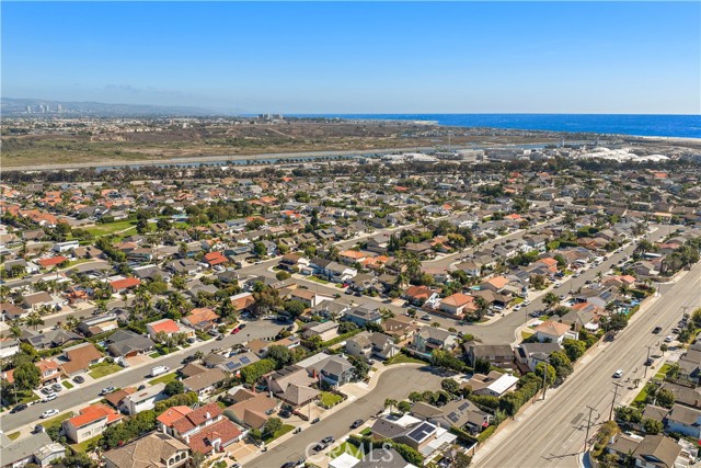 Detail Gallery Image 29 of 29 For 21662 Saluda Cir, Huntington Beach,  CA 92646 - 4 Beds | 3 Baths