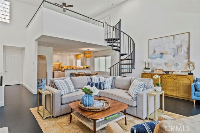 720 Manhattan Beach, Manhattan Beach, California 90266, 2 Bedrooms Bedrooms, ,2 BathroomsBathrooms,Residential,For Sale,Manhattan Beach,SB26077067