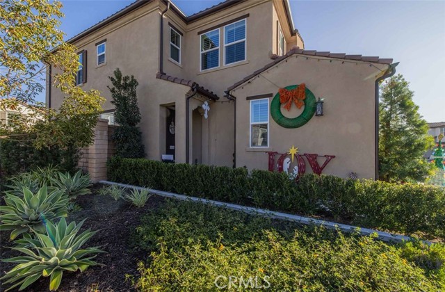 Detail Gallery Image 4 of 57 For 1232 E Providence, Placentia,  CA 92870 - 4 Beds | 4 Baths